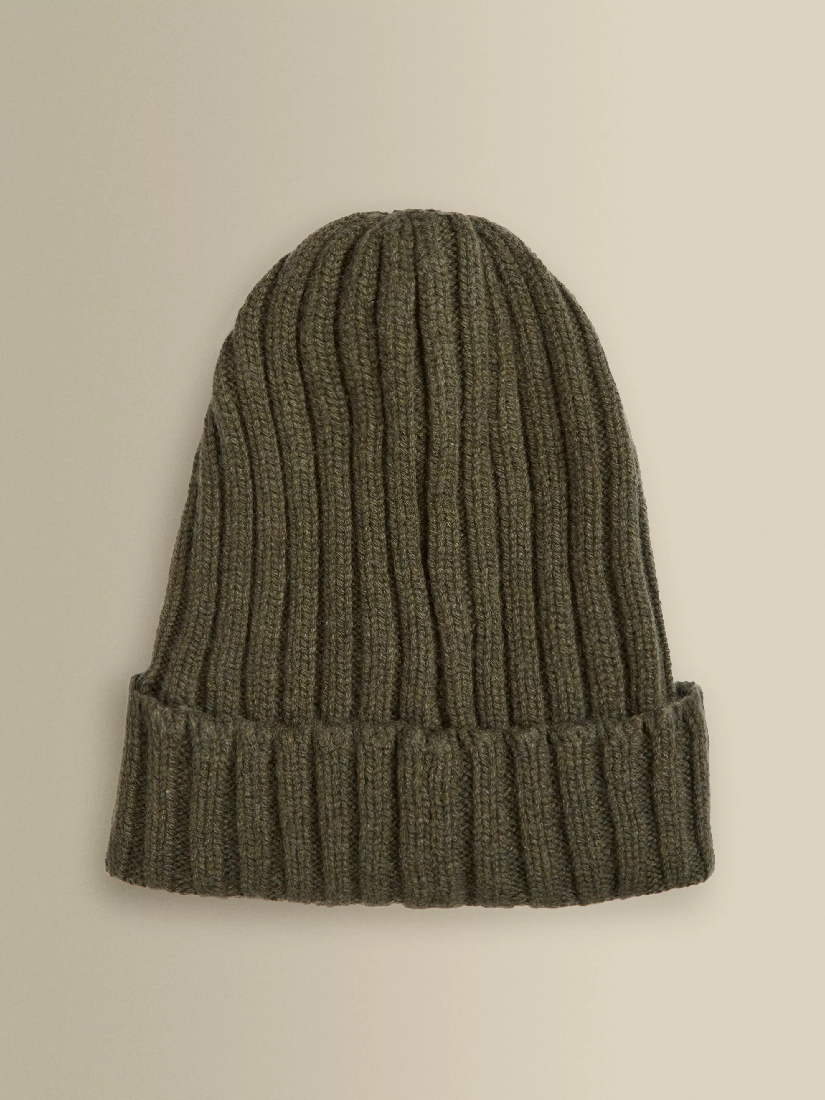 Thom Sweeney Cashmere Beanie Hat