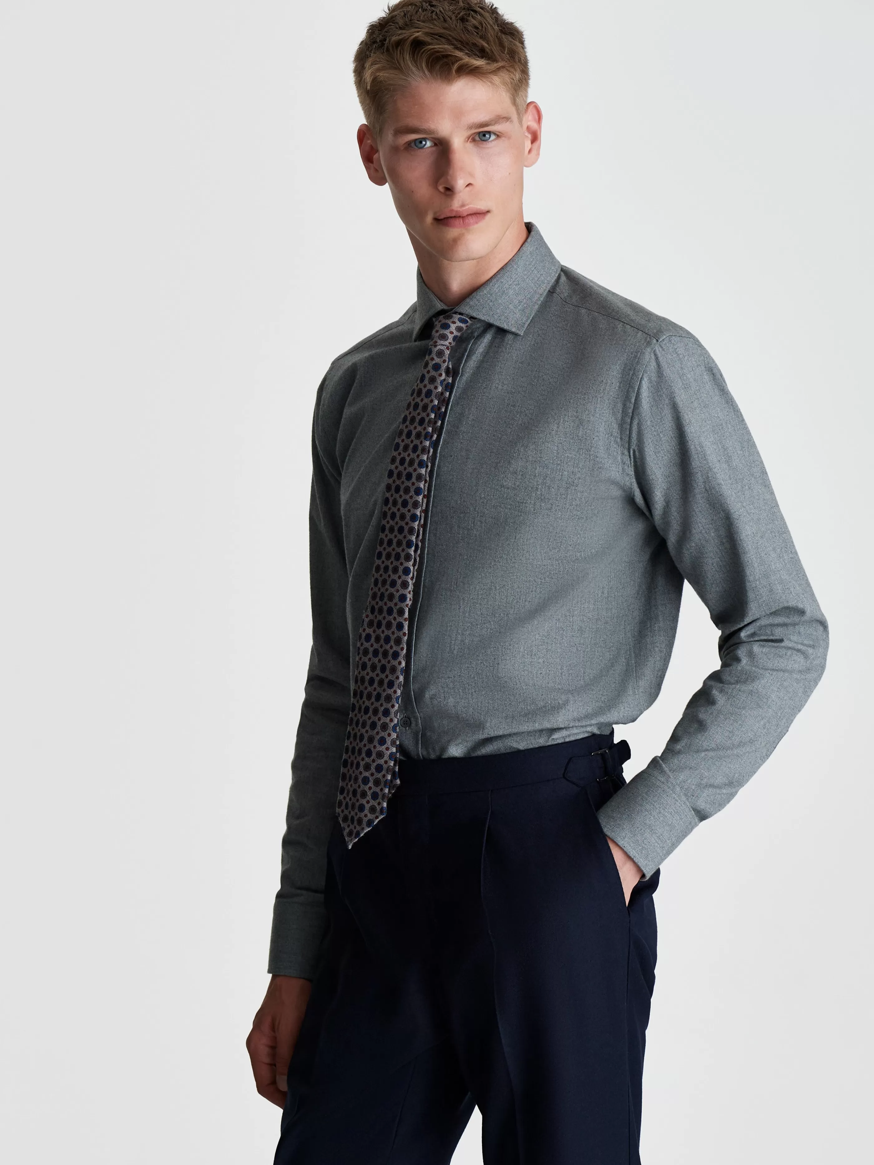 Thom Sweeney Flannel Cutaway Collar Shirt